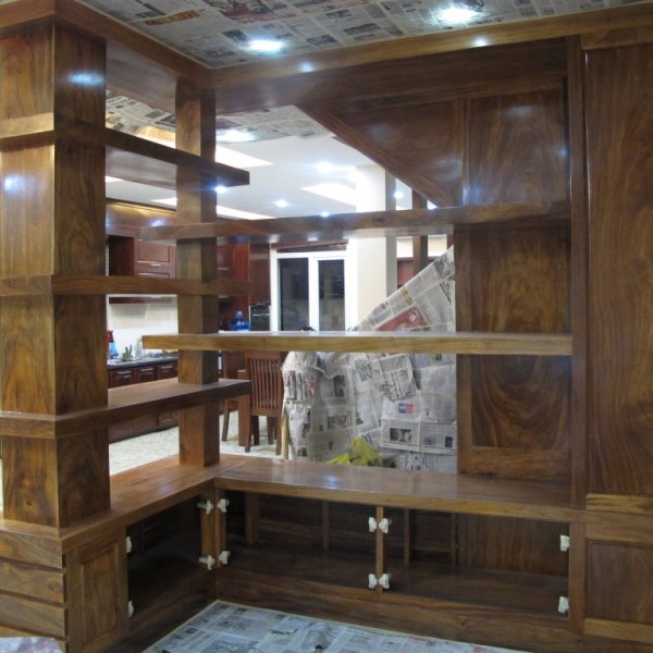 tủ kệ gỗ trưng bày